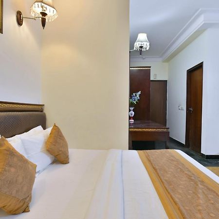 Hotel I Stay & Revels Near New Delhi Railway Station- By Ap Singh Hotels Exterior photo