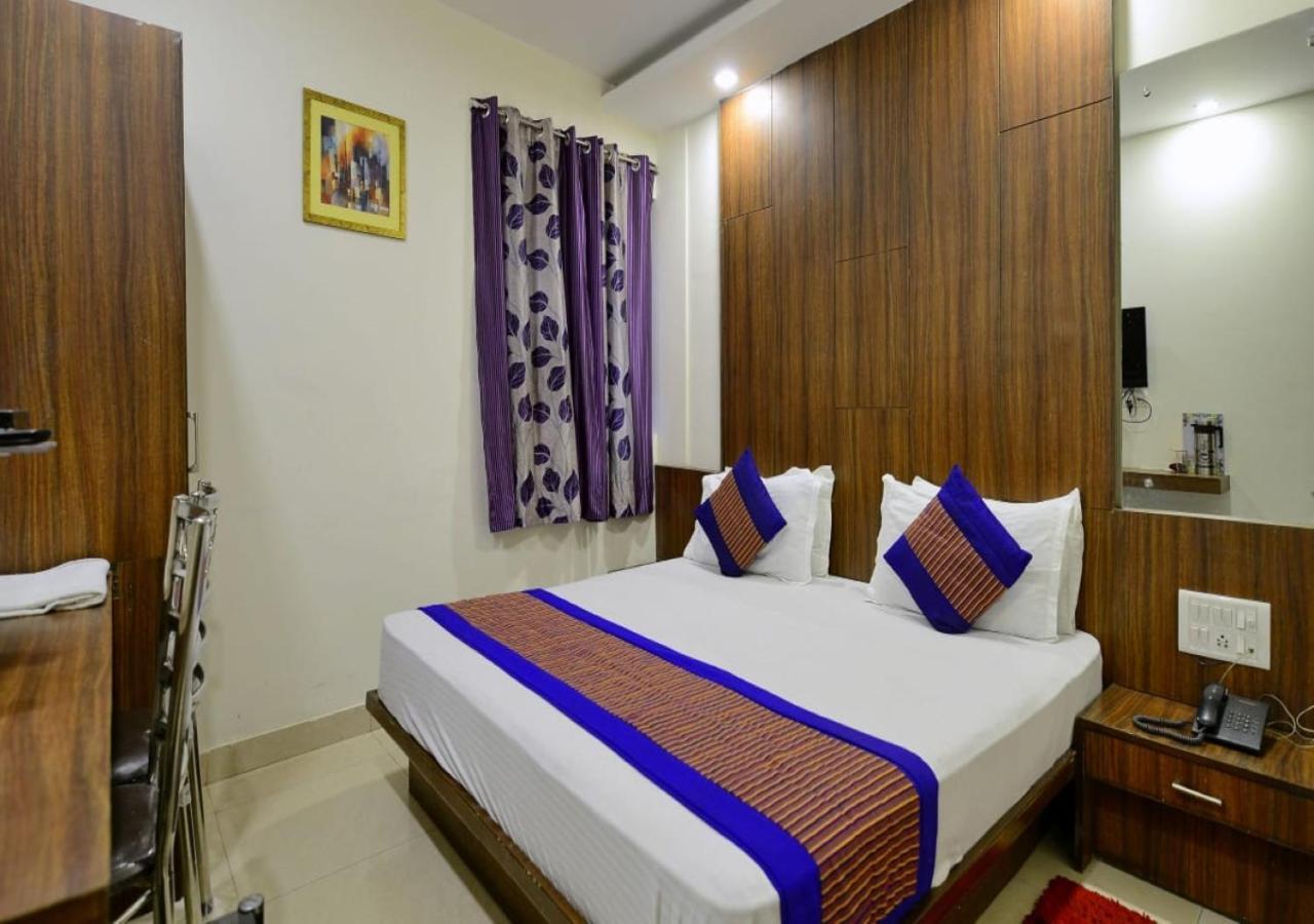 Hotel I Stay & Revels Near New Delhi Railway Station- By Ap Singh Hotels Exterior photo