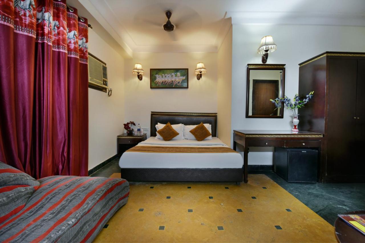 Hotel I Stay & Revels Near New Delhi Railway Station- By Ap Singh Hotels Exterior photo