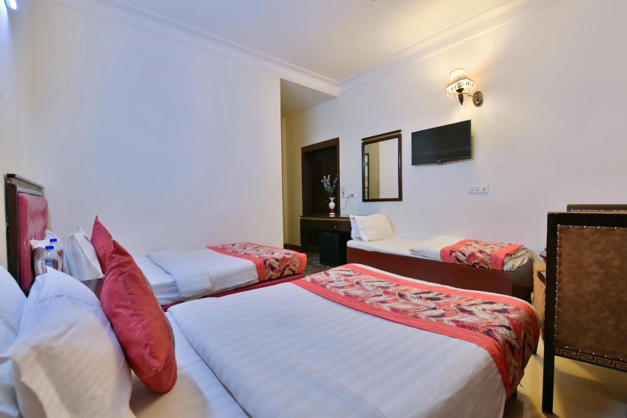 Hotel I Stay & Revels Near New Delhi Railway Station- By Ap Singh Hotels Exterior photo