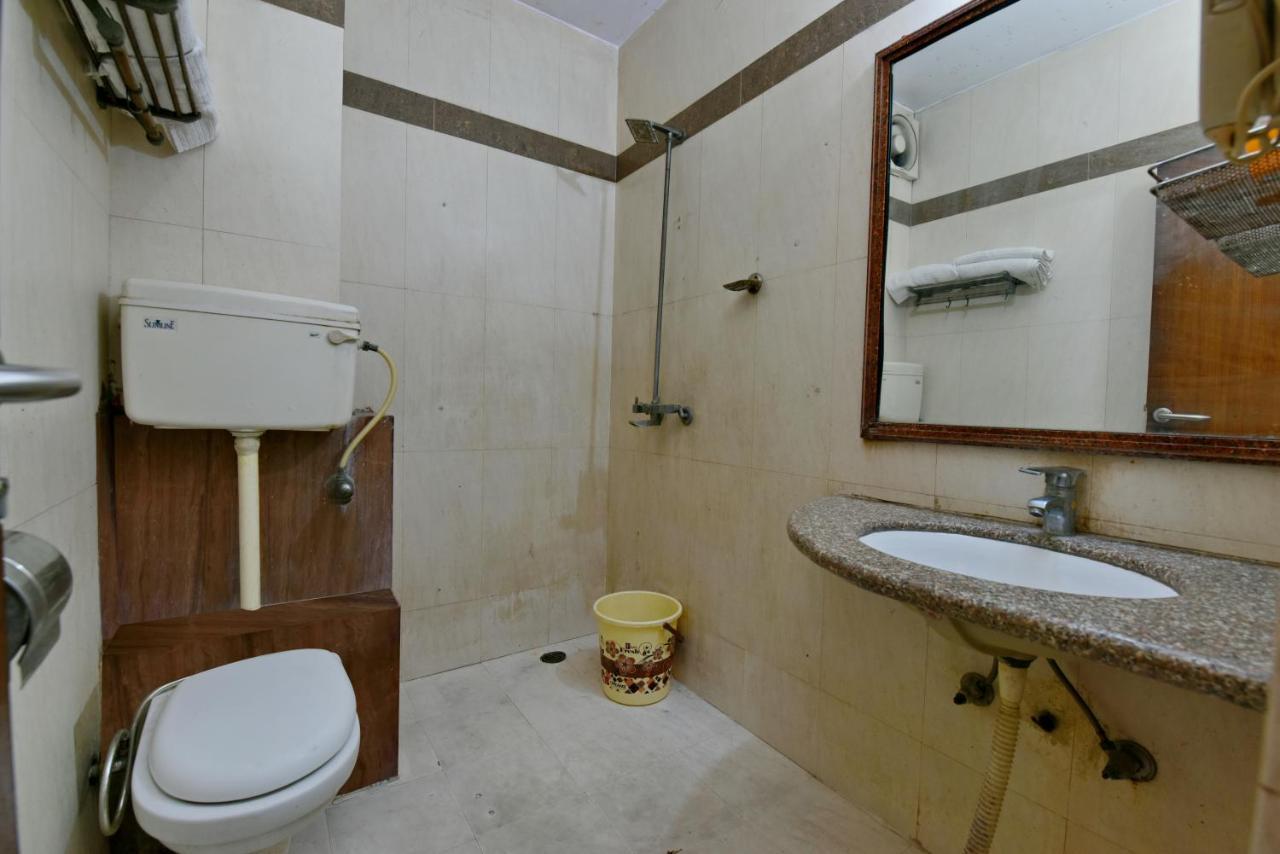 Hotel I Stay & Revels Near New Delhi Railway Station- By Ap Singh Hotels Exterior photo